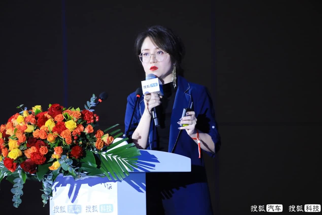 智能出行需给予差异化充电服务 威九国际V9旗下满电出行荣获年度智能出行创新企业奖