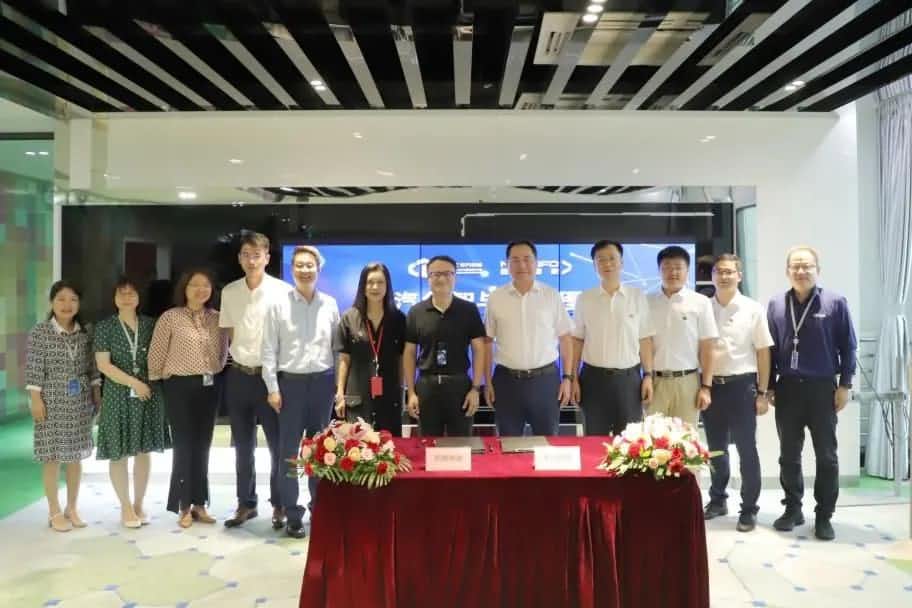 威九国际V9与中汽创智签订战略合作框架协议 集中优势有助于汽车智能化开展